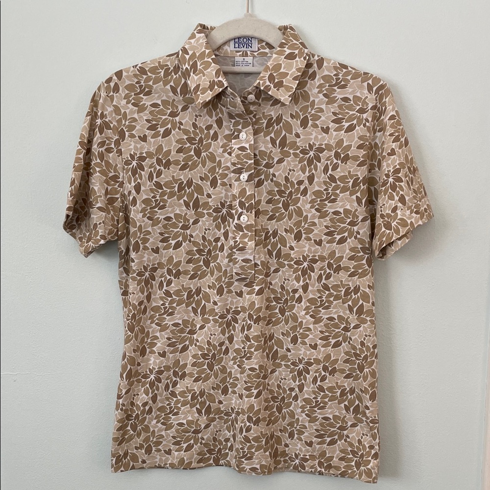 Leon Levin Women's Brown Leaf Pattern Golf Short Sleeve Shirt Size S